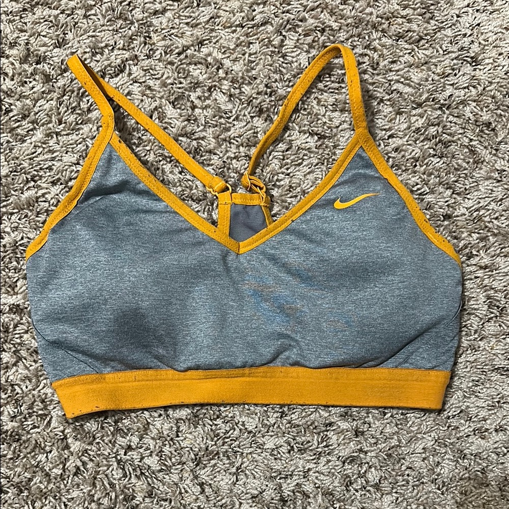Nike Sports Bra size M